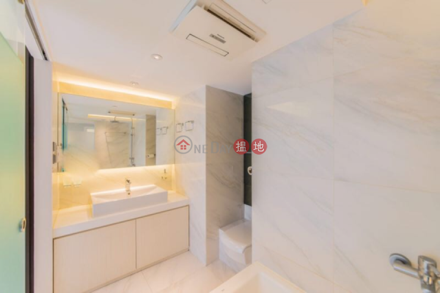2 Bedroom Flat for Sale in Happy Valley, 18-19 Fung Fai Terrace 鳳輝臺 18-19 號 Sales Listings | Wan Chai District (EVHK38611)
