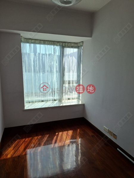 Two-bedroom unit in The Harbourside, The Harbourside Tower 1 君臨天下1座 Sales Listings | Yau Tsim Mong (ISAAC-674164097)