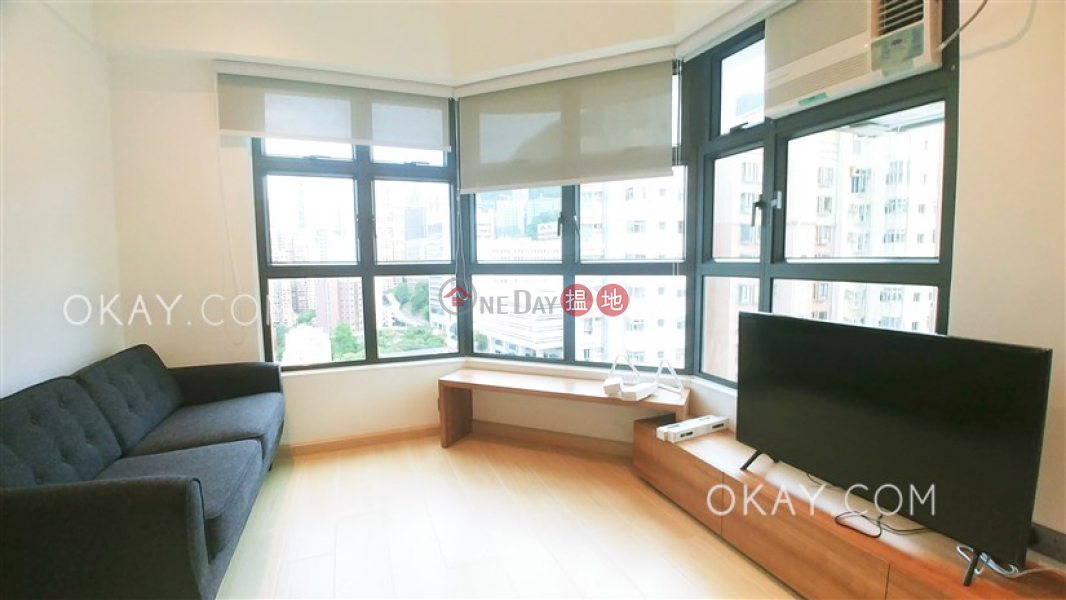 Unique 2 bedroom on high floor with sea views | Rental | 71-77 Hill Road | Western District Hong Kong Rental HK$ 28,700/ month
