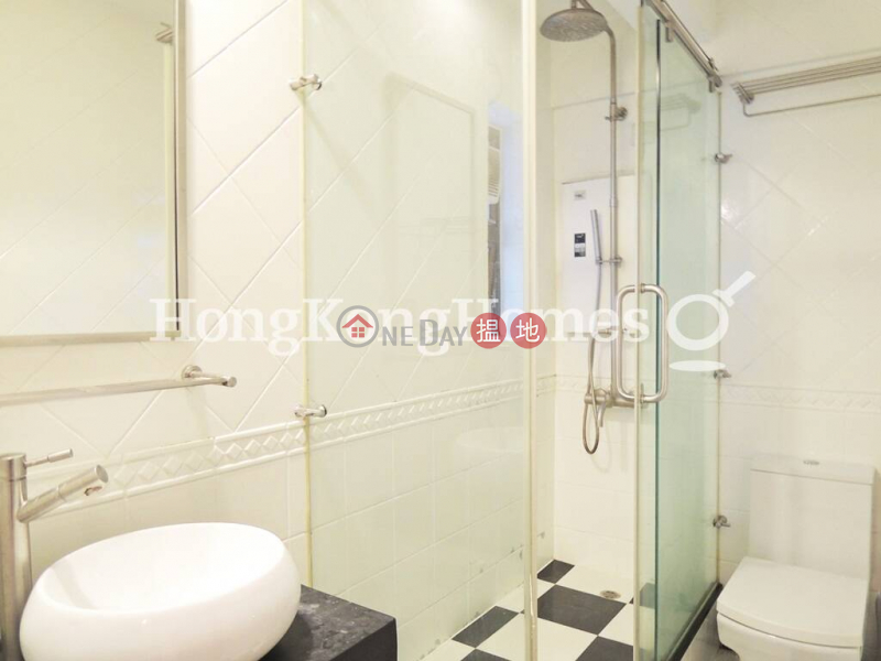 1 Bed Unit at Fook Kee Court | For Sale, 6 Mosque Street | Western District | Hong Kong | Sales | HK$ 10.3M