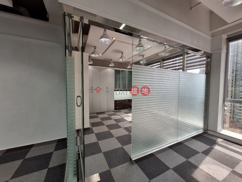 Seton Center In Lai Chi Kok Is Decorated With Glass Curtain Walls And Transportation Is Convenient | 7 Cheung Shun Street | Cheung Sha Wan | Hong Kong | Rental HK$ 108,756/ month