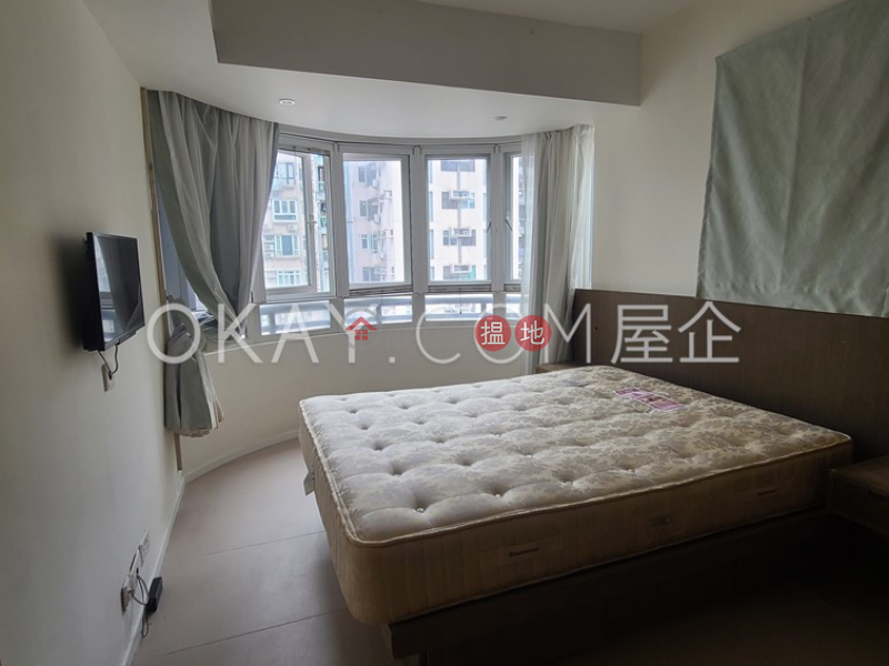 Lovely 3 bedroom on high floor | For Sale | Pine Gardens 松苑 Sales Listings