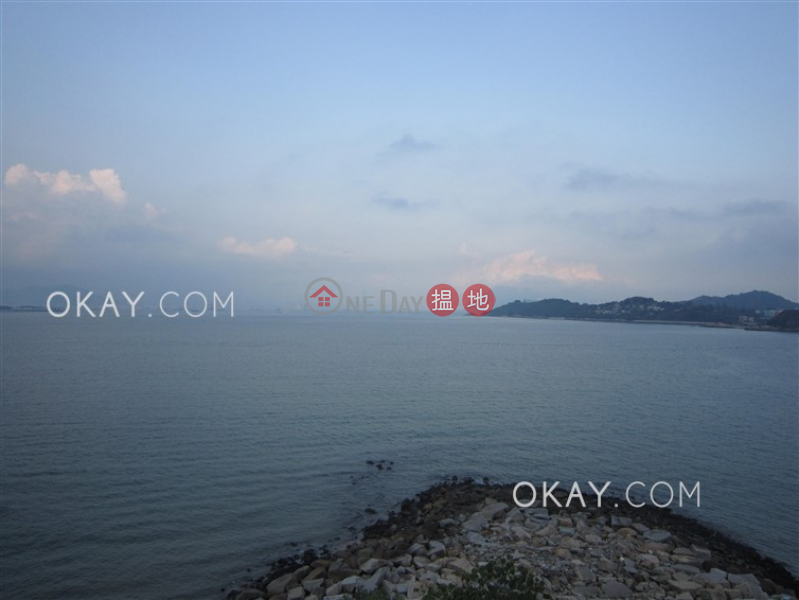 Unique 3 bedroom on high floor with balcony | Rental | 32 Discovery Bay Road | Lantau Island | Hong Kong, Rental | HK$ 45,000/ month