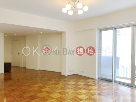 Nicely kept 3 bedroom with balcony & parking | For Sale | BEACON HILL COURT 龍景樓 _0