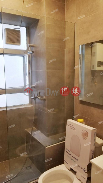 HK$ 25,000/ month, H & S Building, Wan Chai District H & S Building | 2 bedroom Mid Floor Flat for Rent