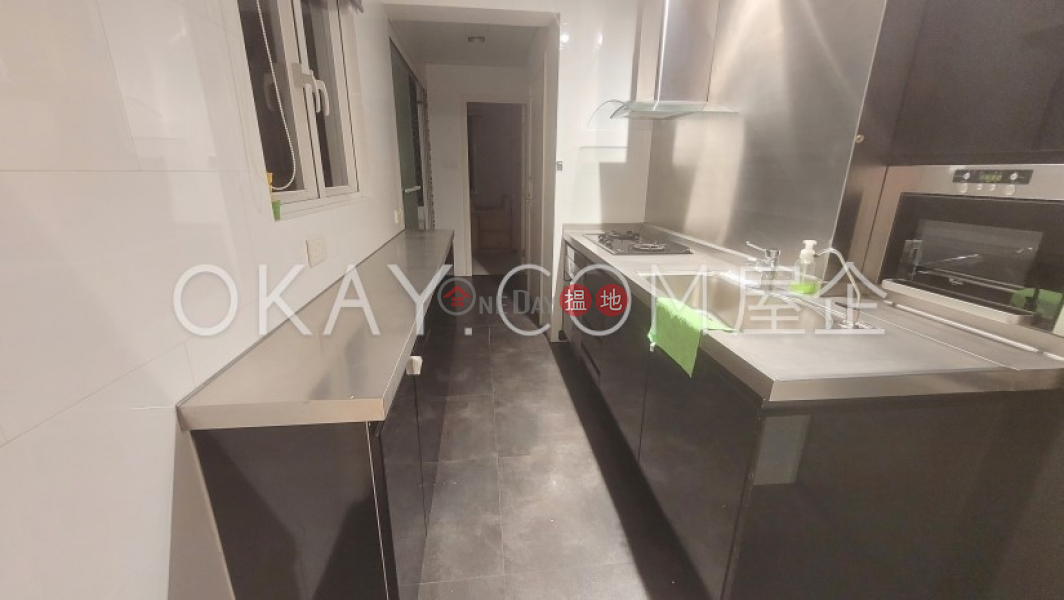 HK$ 38,000/ month | Y. Y. Mansions block A-D Western District | Charming 2 bedroom with parking | Rental