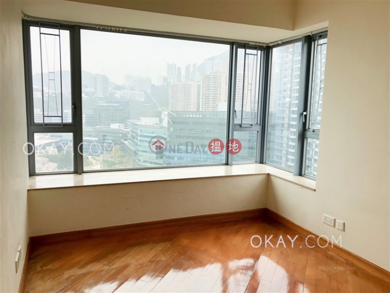 HK$ 58,000/ month Phase 2 South Tower Residence Bel-Air, Southern District Rare 3 bedroom on high floor with balcony & parking | Rental