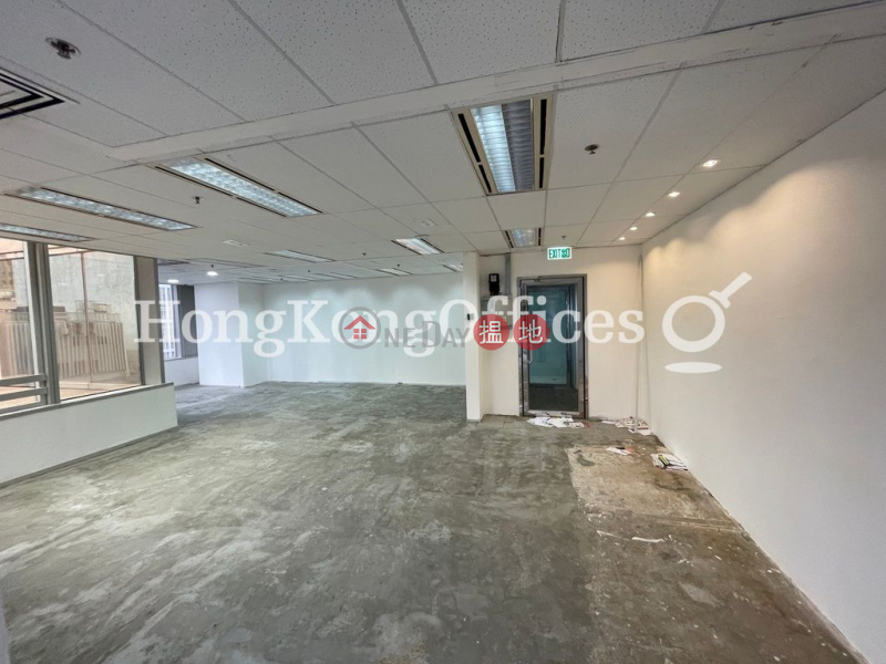 HK$ 30,000/ month | Island Place Tower , Eastern District | Office Unit for Rent at Island Place Tower