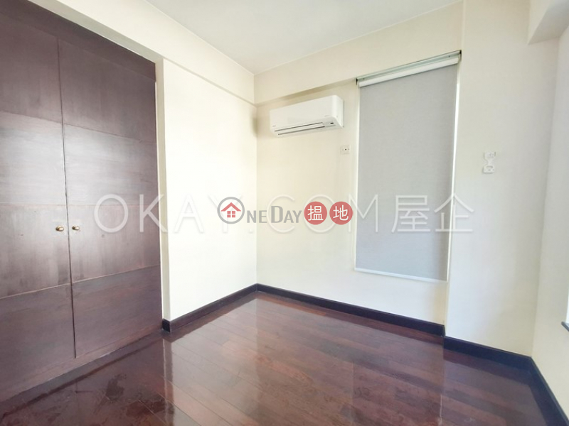 HK$ 38,500/ month, The Regalis, Western District, Nicely kept 2 bed on high floor with balcony & parking | Rental