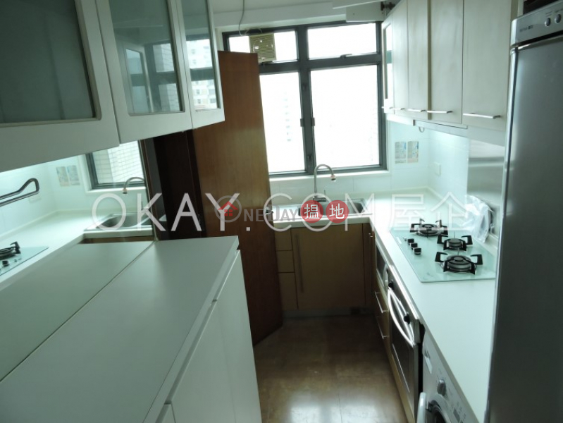 Lovely 3 bedroom in Mid-levels West | For Sale | Palatial Crest 輝煌豪園 Sales Listings