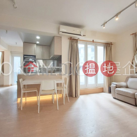 Popular 2 bedroom with rooftop, terrace & balcony | Rental | Sunny Building 旭日大廈 _0