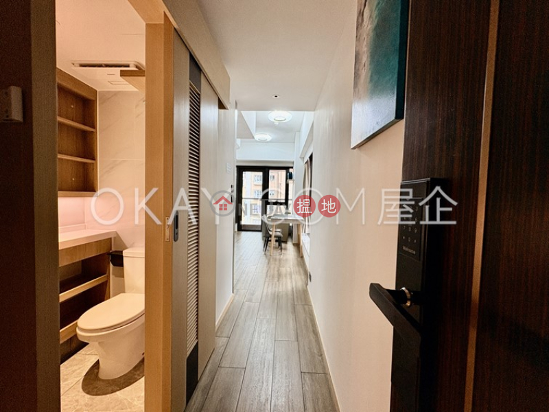 2房1廁,極高層,露台朗玥出租單位-16豉油街 | 油尖旺-香港出租HK$ 27,500/ 月