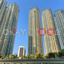 Exquisite 3 bedroom in Kowloon Station | Rental | Sorrento Phase 2 Block 2 擎天半島2期2座 _0