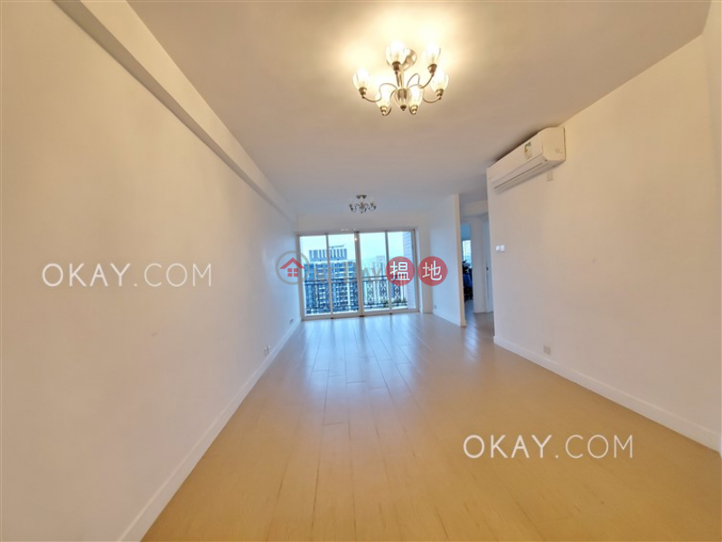 HK$ 44,000/ month | Pacific Palisades Eastern District | Stylish 3 bedroom with balcony & parking | Rental