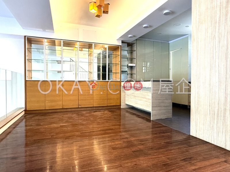 3房2廁,連車位,獨立屋西貢出售單位|西貢(Sea Breeze Villa)出售樓盤 (OKAY-S285469)