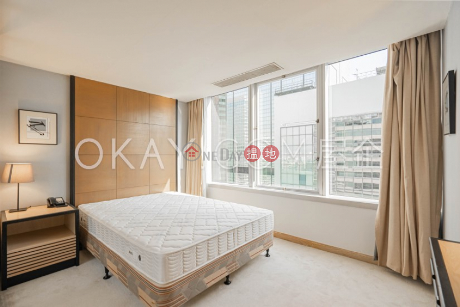 Luxurious 1 bedroom on high floor | Rental | Convention Plaza Apartments 會展中心會景閣 Rental Listings