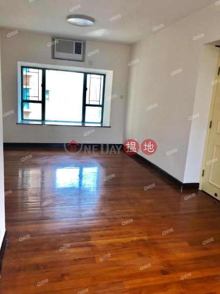 Property Search Hong Kong | OneDay | Residential, Rental Listings, Monmouth Place | 3 bedroom Mid Floor Flat for Rent