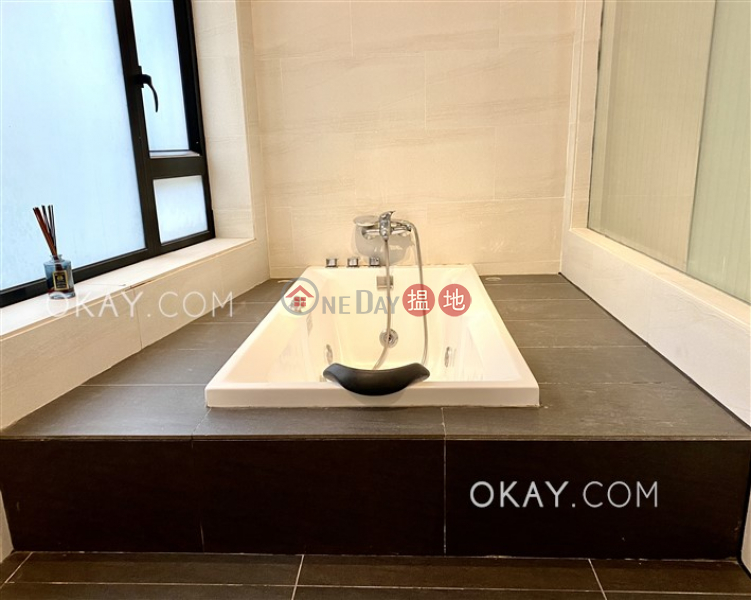 Popular 1 bedroom in Mid-levels West | Rental | Ivory Court 華麗閣 Rental Listings