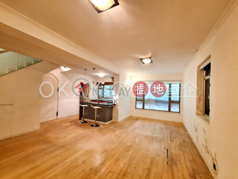 Luxurious 3 bedroom with balcony | For Sale | Formwell Garden 豐和苑 _0
