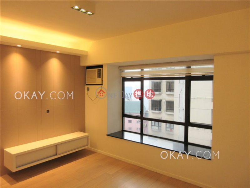 Cozy 1 bedroom on high floor | For Sale, Tycoon Court 麗豪閣 Sales Listings | Western District (OKAY-S838)
