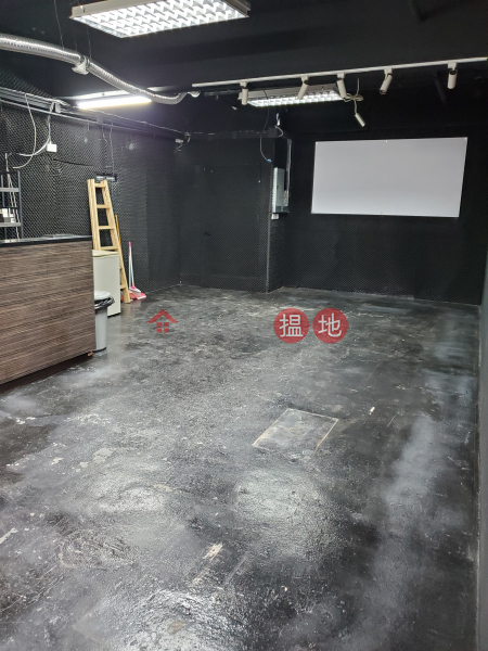 Office / warehouses are air-conditioned, 18 Tin Hau Road | Tuen Mun Hong Kong | Rental HK$ 9,000/ month