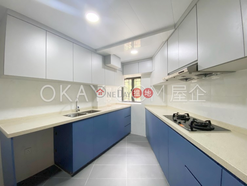 HK$ 43,000/ 月-龍華花園-灣仔區3房2廁,露台龍華花園出租單位