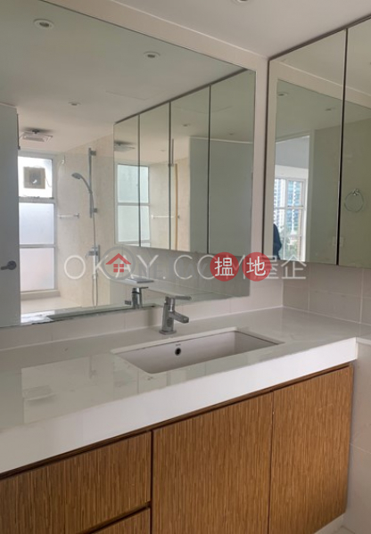 HK$ 118,000/ month, Garden Terrace, Central District, Efficient 4 bed on high floor with balcony & parking | Rental