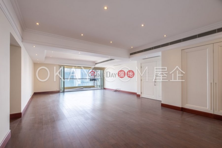 Efficient 3 bedroom with balcony & parking | For Sale | Borrett Mansions 寶德臺 Sales Listings