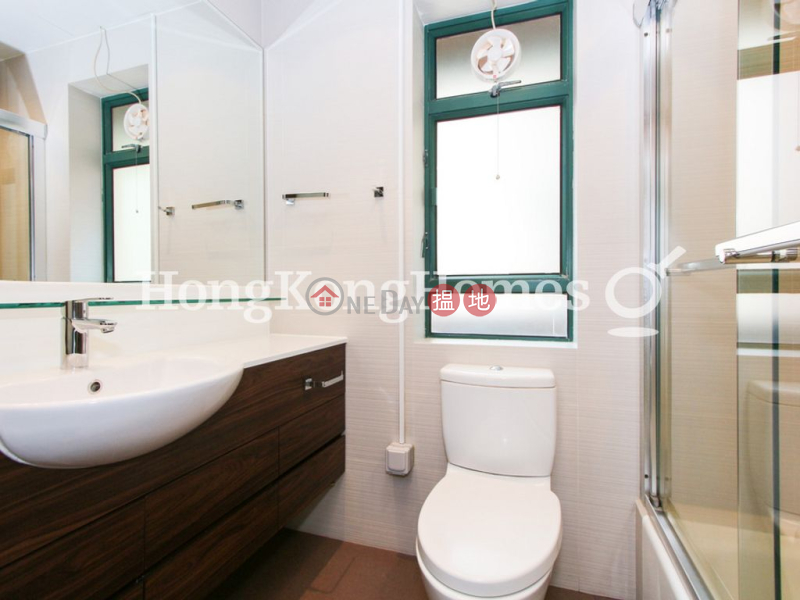 Property Search Hong Kong | OneDay | Residential, Sales Listings | 2 Bedroom Unit at Hillsborough Court | For Sale