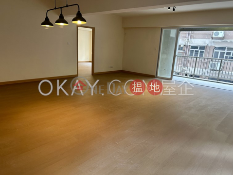 Nicely kept 3 bedroom with balcony & parking | Rental | 40 Conduit Road 干德道40號 _0
