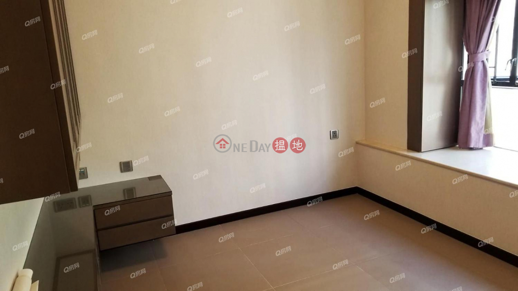 Property Search Hong Kong | OneDay | Residential | Rental Listings | Illumination Terrace | 3 bedroom Low Floor Flat for Rent