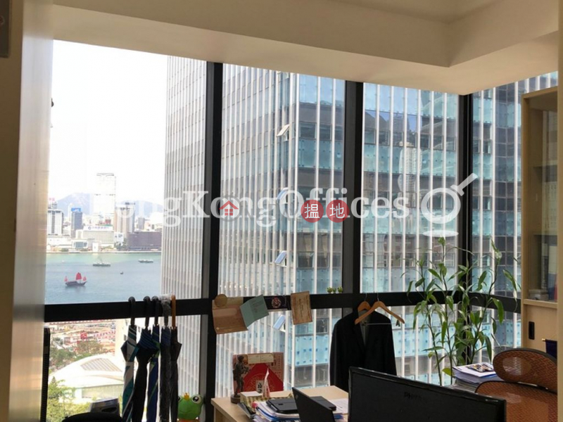 Office Unit for Rent at China Hong Kong Tower | China Hong Kong Tower 中港大廈 Rental Listings