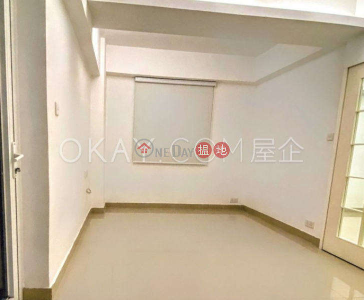 Property Search Hong Kong | OneDay | Residential Sales Listings Nicely kept 2 bedroom with terrace | For Sale