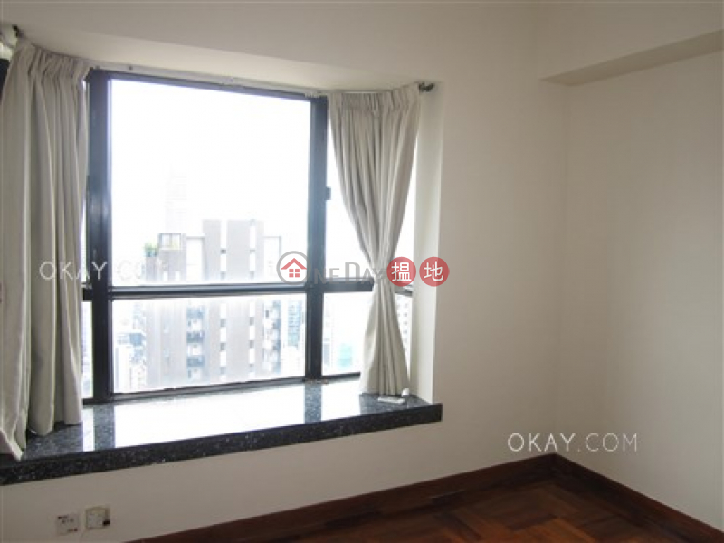 HK$ 16M Vantage Park | Western District, Luxurious 3 bedroom on high floor | For Sale