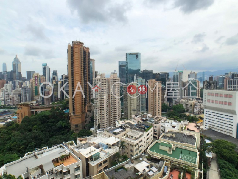 HK$ 55,000/ month | Beverly Hill, Wan Chai District | Tasteful 4 bedroom with sea views & balcony | Rental
