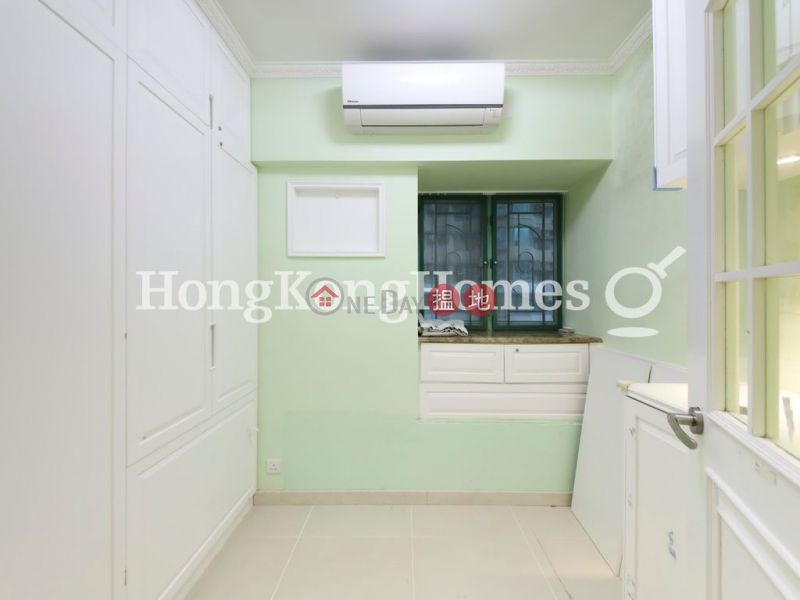 Property Search Hong Kong | OneDay | Residential | Rental Listings, 3 Bedroom Family Unit for Rent at Royal Court