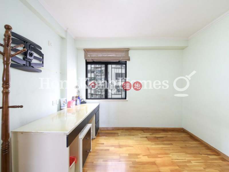 Property Search Hong Kong | OneDay | Residential, Sales Listings | 3 Bedroom Family Unit at Wing Cheung Court | For Sale