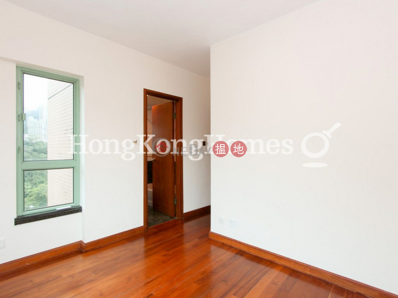HK$ 38,000/ month | Royal Court Wan Chai District | 3 Bedroom Family Unit for Rent at Royal Court