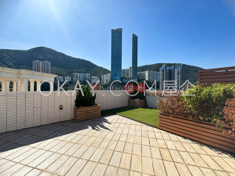 Property Search Hong Kong | OneDay | Residential Sales Listings | Unique 3 bedroom on high floor with rooftop & terrace | For Sale