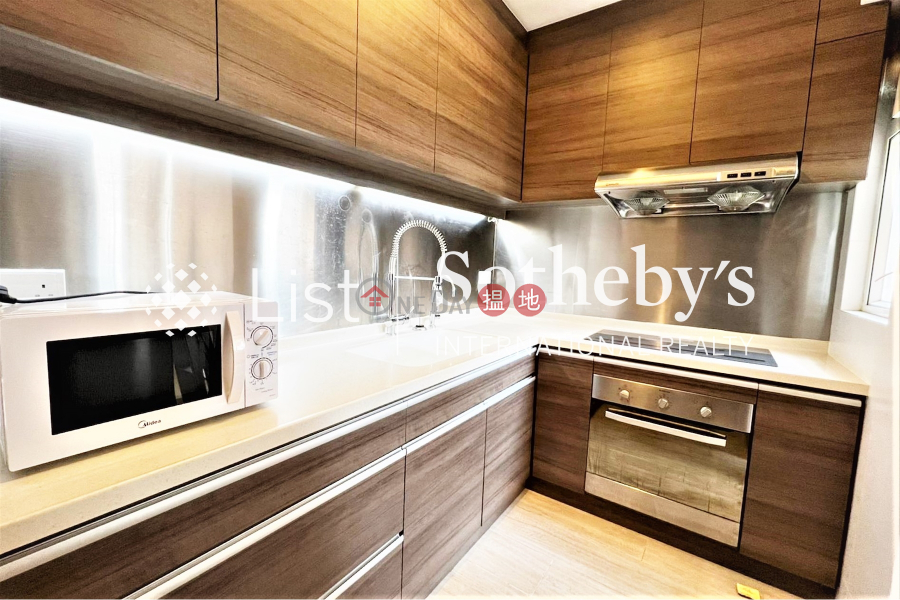 Property for Rent at Block 28-31 Baguio Villa with 2 Bedrooms, 550 Victoria Road | Western District, Hong Kong | Rental | HK$ 39,000/ month