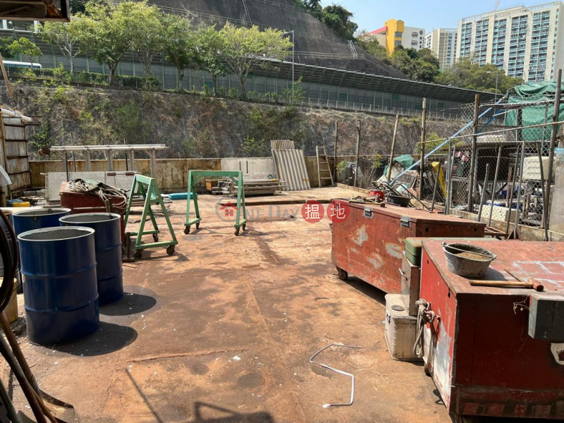 Tsing Yi Industrial Center: With Terrace And The Total Area Is 2,888\' So Only $8.6/Sq.ft. | Tsing Yi Industrial Centre Phase 2 青衣工業中心2期 Rental Listings