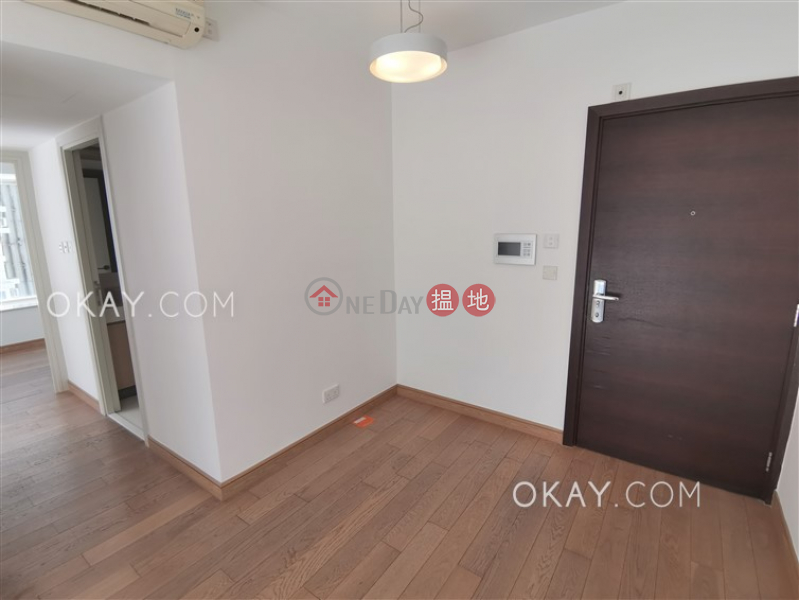 HK$ 25,000/ month, Centrestage Central District Luxurious 2 bedroom with balcony | Rental