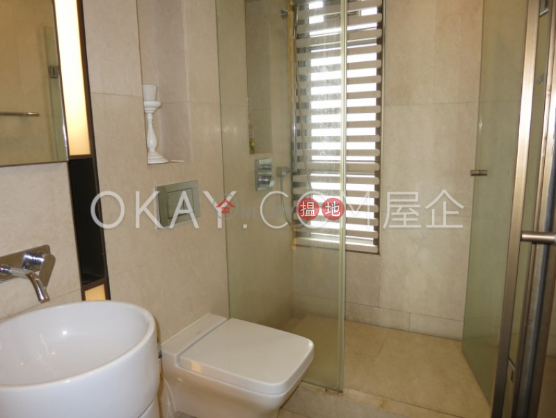 Elegant 2 bed on high floor with sea views & balcony | Rental | Island Crest Tower 1 縉城峰1座 Rental Listings