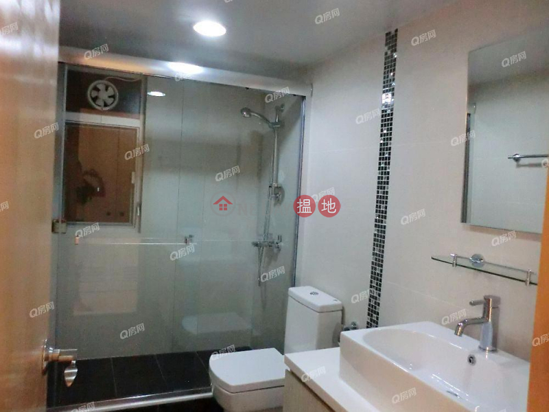 Property Search Hong Kong | OneDay | Residential, Rental Listings | City Garden Block 9 (Phase 2) | 3 bedroom Mid Floor Flat for Rent