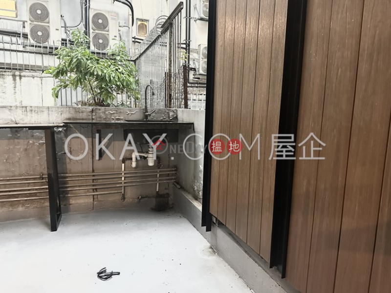 Tasteful 1 bedroom with balcony | Rental, 256-258 Hollywood Road 荷李活道256-258號 Rental Listings | Western District (OKAY-R249563)