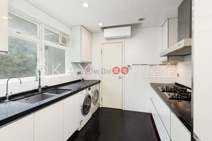 Beautiful 3 bedroom with sea views & parking | For Sale | South Bay Palace Tower 2 南灣御苑 2座 Sales Listings