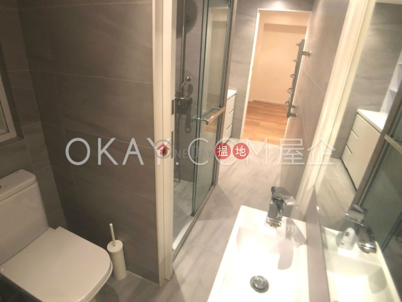 Stylish 1 bedroom on high floor | Rental | 45-47 Connaught Road West | Western District Hong Kong Rental, HK$ 42,000/ month