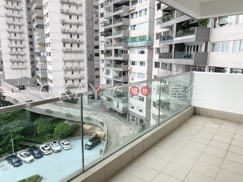 Efficient 4 bedroom with balcony & parking | For Sale, 18-40 Belleview Drive | Southern District Hong Kong, Sales, HK$ 100M