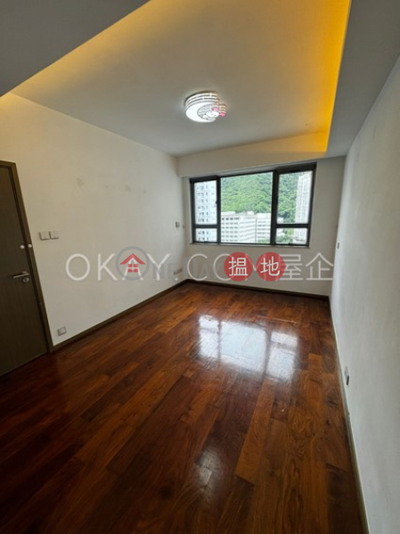 Efficient 4 bedroom on high floor with parking | For Sale | Evergreen Villa 松柏新邨 Sales Listings