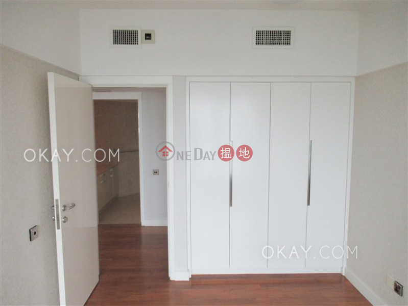 HK$ 120,000/ month, Haking Mansions, Central District | Stylish 3 bedroom on high floor with balcony & parking | Rental